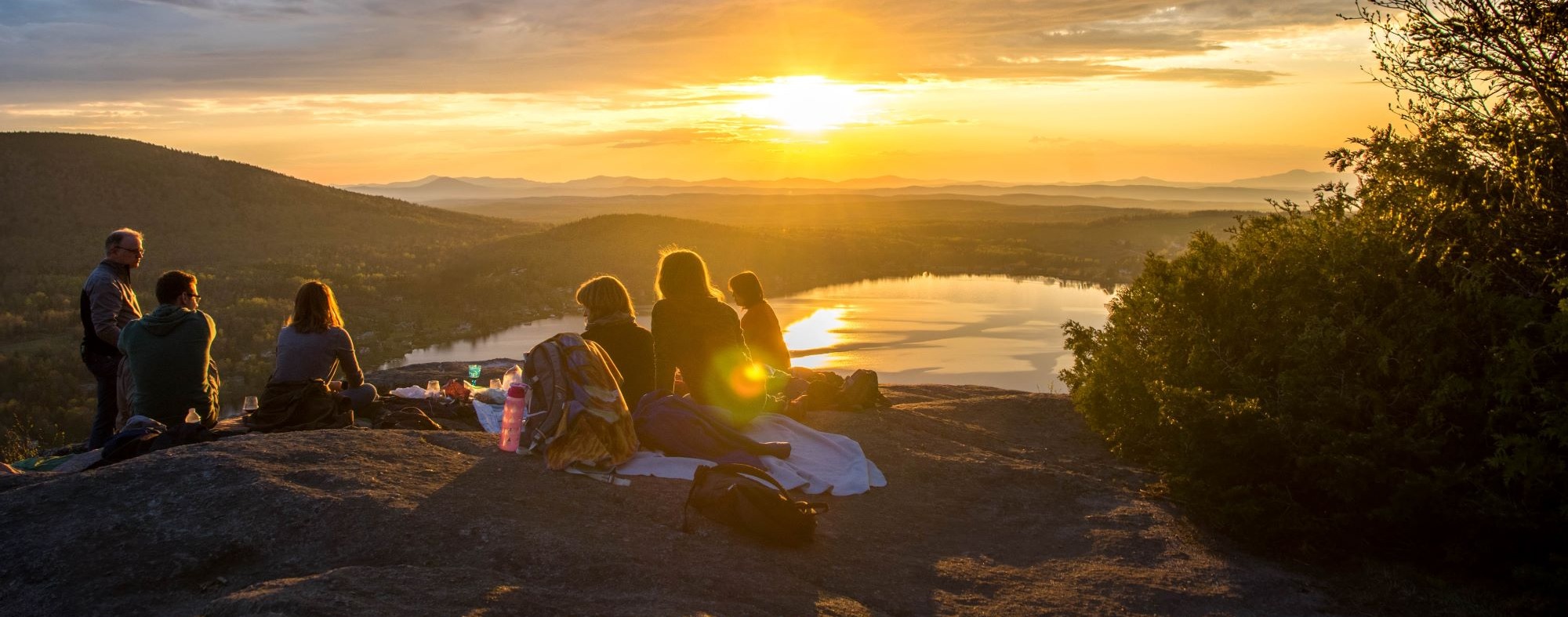 mountain-picnic-email